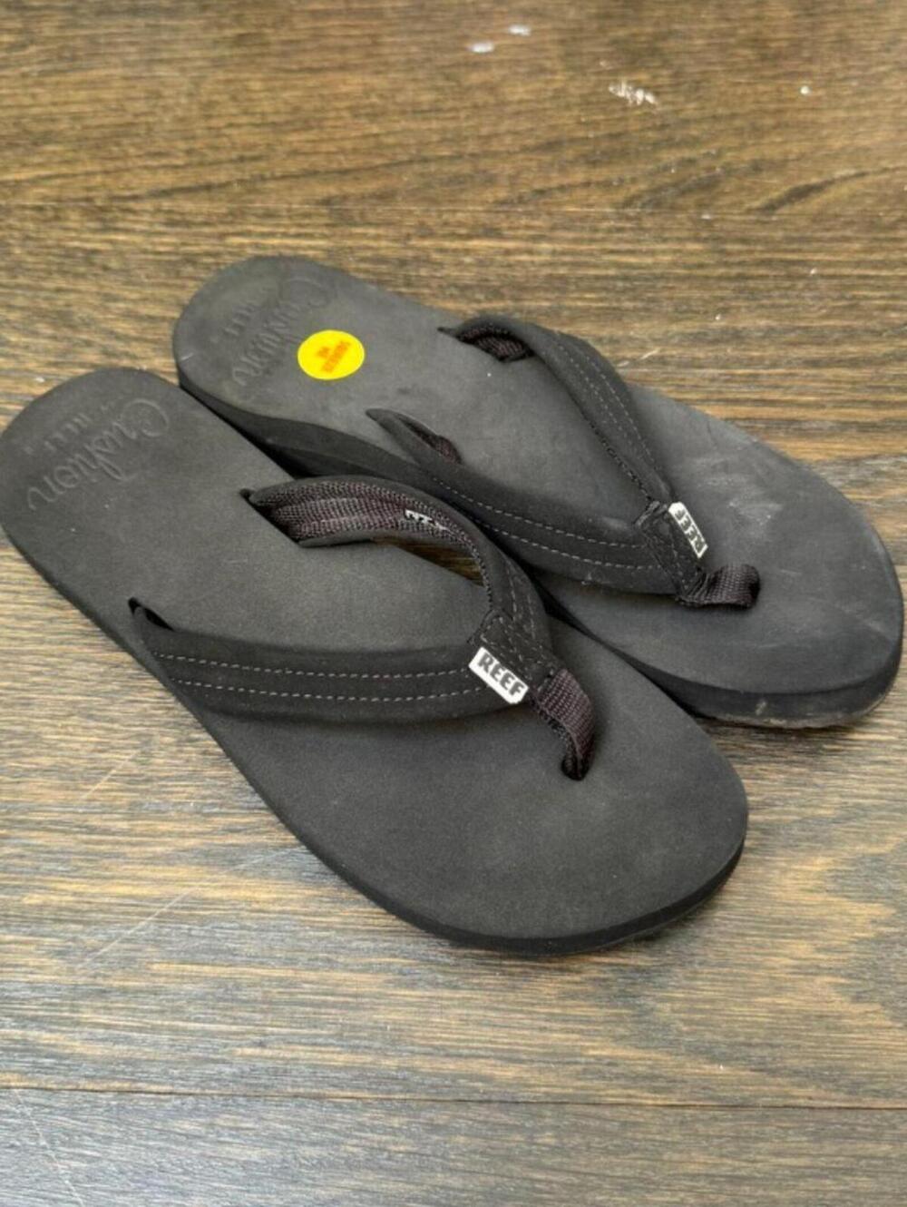 Reef Women's Black Slipper